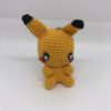 Imagen de un amigurumi de Pikachu con llavero