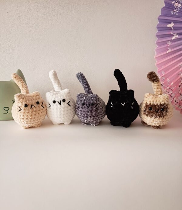 Gatitos kawaii de amigurumi