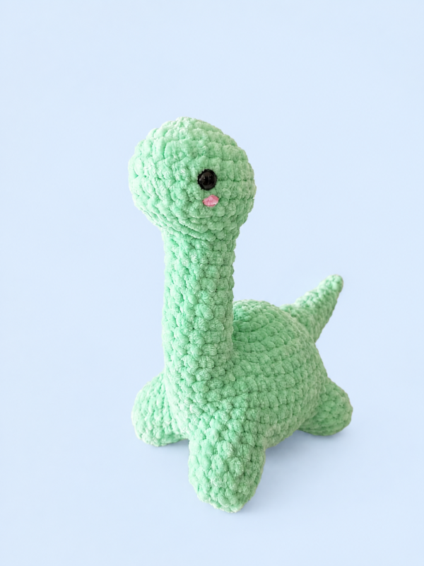 Producto brontosaurio verde crochet