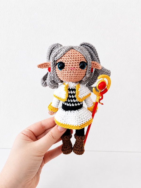 Amigurumi maga elfa viaje nosgalgia Producto amigurumi elfa maga con bastón