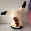 Producto vista trasera mimikyu de crochet